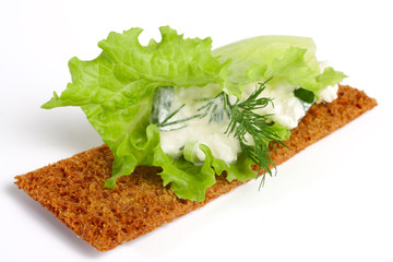 delicious crispbreads with cottage cheese , fennel and  salad sh