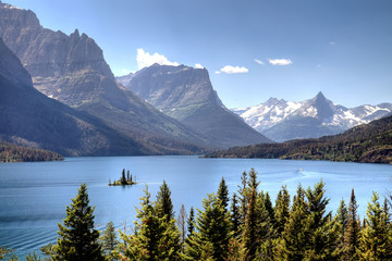 Stiller See mit Bergpanorama (Saint  Mary Lake) Montana