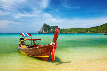 Fototapeta na wymiar Tropical beach Thailand