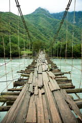 Fototapety  hanging bridge