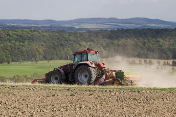 Obraz premium Pflügen