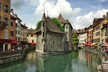 Fototapeta na wymiar Traditional architecture of Annesy, France