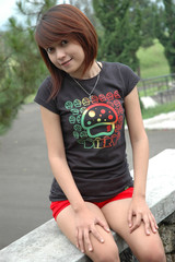 Fototapeta premium young lady sit down in park