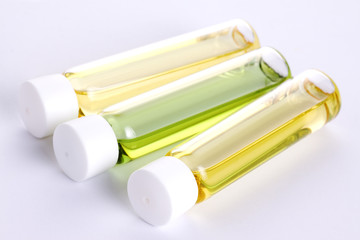 Aromatic organic oils