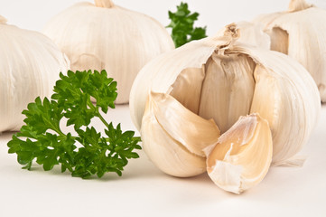 Knoblauch und Petersilie