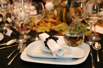 Table setting for thanksgiving dinner
