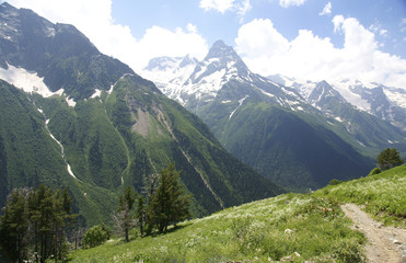 Fototapeta premium On Dombai.