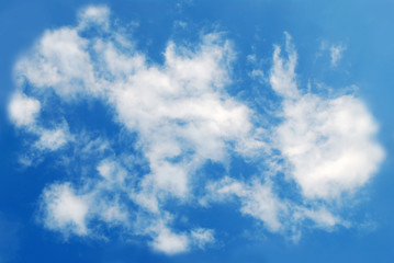 white clouds on blue sky with daylight