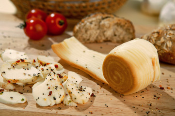 String cheese with tomatoes