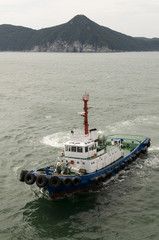 Tug boat