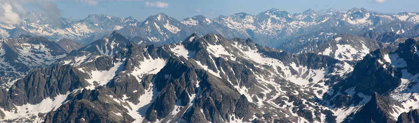 Fototapeta na wymiar Pireneje widok z Pic du Midi