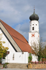 Fototapeta na wymiar Kirche St. Martin in Miltach, Bayern