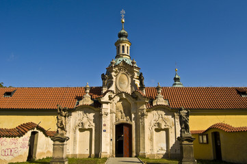 Fototapeta premium Church at the white mountain