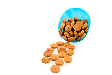 Blue bowl with Dutch pepernoten