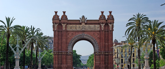 Naklejka premium Triumphal arch made of brick. Barcelona, Spain.