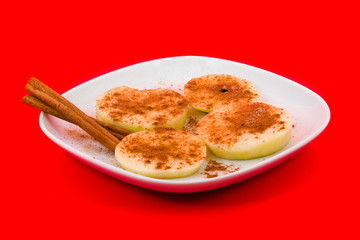 Apple slices with cinnamon