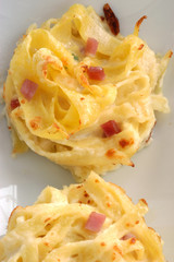 Tagliatelle gratinate - Primi Emilia Romagna
