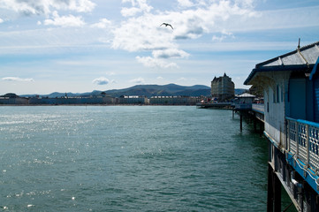 Fototapeta na wymiar Llandudno Pier