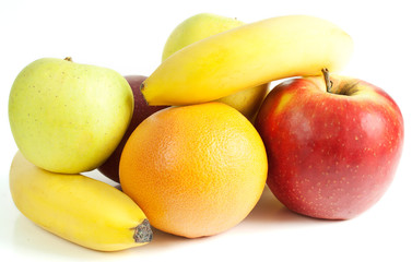 Includes banana, apple, orange, grapefruit and mandarin.