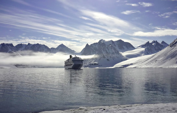 ship and ice