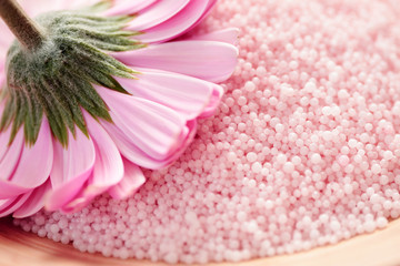 bath salt with gerbera