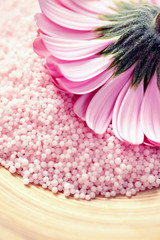 bath salt with gerbera