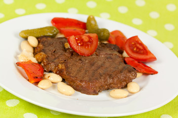 Schweine - steak mit Bohnen,Pprika