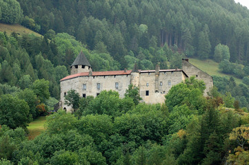 Fototapeta na wymiar Castel Pietra, Sudtirolo
