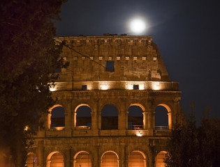 Colosseum Night Moon Details Rome Italy