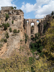 Vue sur le pont spectaculaire de Ronda