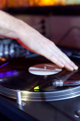 dj scratching