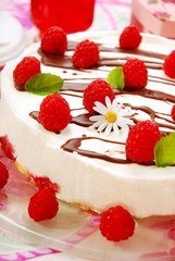 raspberry cake