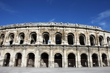 nimes antique