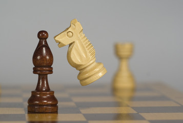 Attacke / Schachspiel © thomas haltinner