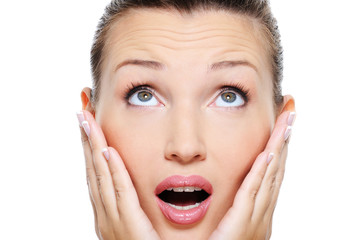 woman with an astonishment emotion on her face