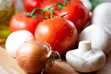 Fresh tomatoes and champignons