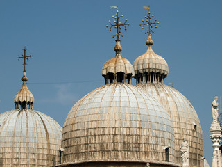 Fototapeta na wymiar Venice - St. Mark's Cahedral Rooftop View