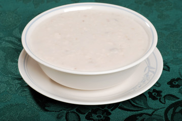 closeup cream of mushroom soup
