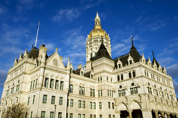 Fototapeta na wymiar Connecticut State Capitol Building w wiktoriańskim stylu gotyckim