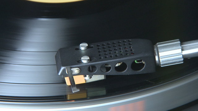 Turntable, vinyl player