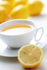 tea with lemon