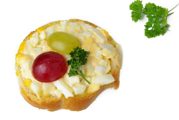 Weißbrot mit Eiersalat