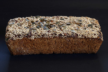 Vollkornbrot mit kürbiskernen und Sesam