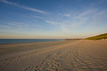 Fototapeta na wymiar view of a beach before sunset
