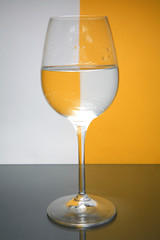 Glass with yellow reflection