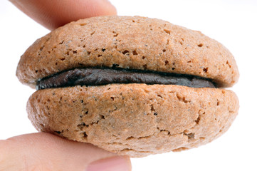 Le macaron fourré au chocolat