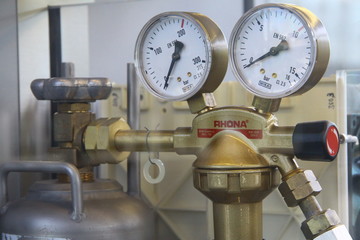Manometer
