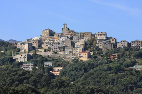 village corse furiani