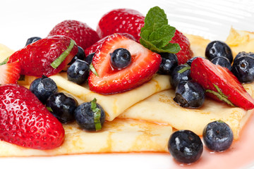 Berry Crepes