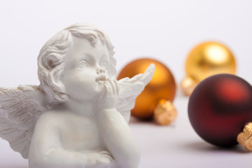 Engel  vertr&auml;umt